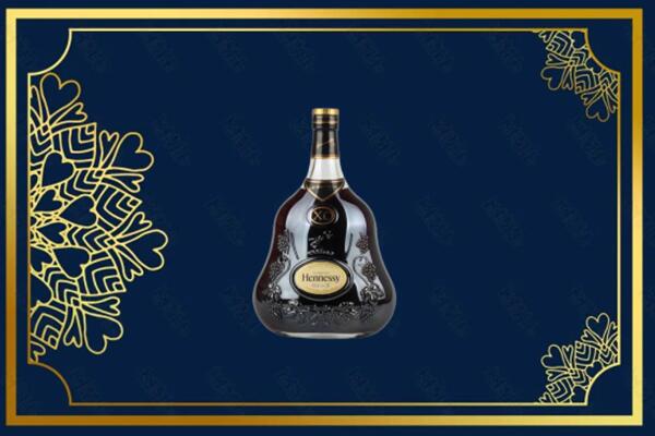 伊犁巩留县烟酒回收轩尼诗洋酒